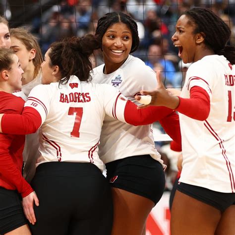 wisconsin volleyball leaked 4chan|Wisconsin volleyball: Errors ruin Badgers as Huskers win in。